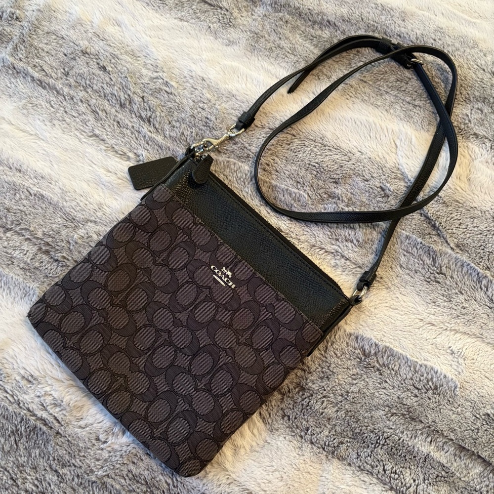 Coach Crossbody Bag with Skinny ID Wallet - 2 piece set - Picture 2 of 10